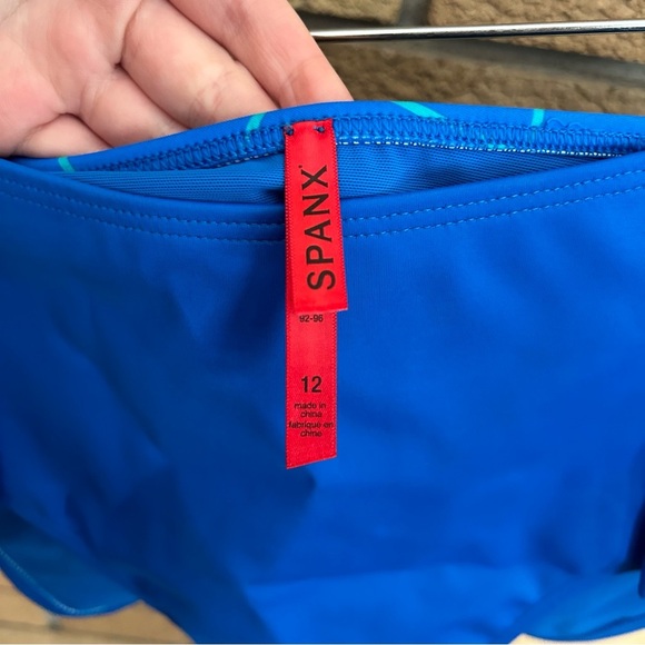 SPANX Women's Flirty Skirted Swim Bottom Electric Blue Geo SIZE 12 NWT - Picture 6 of 8